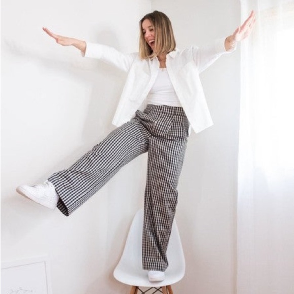 Everlane High-waisted draped pants in black/cream gingham. NWT